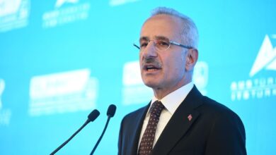 Bakan Uraloğlu'ndan Kritik Açıklama! Yavaş İnternetten Türk Telekom Sorumlu